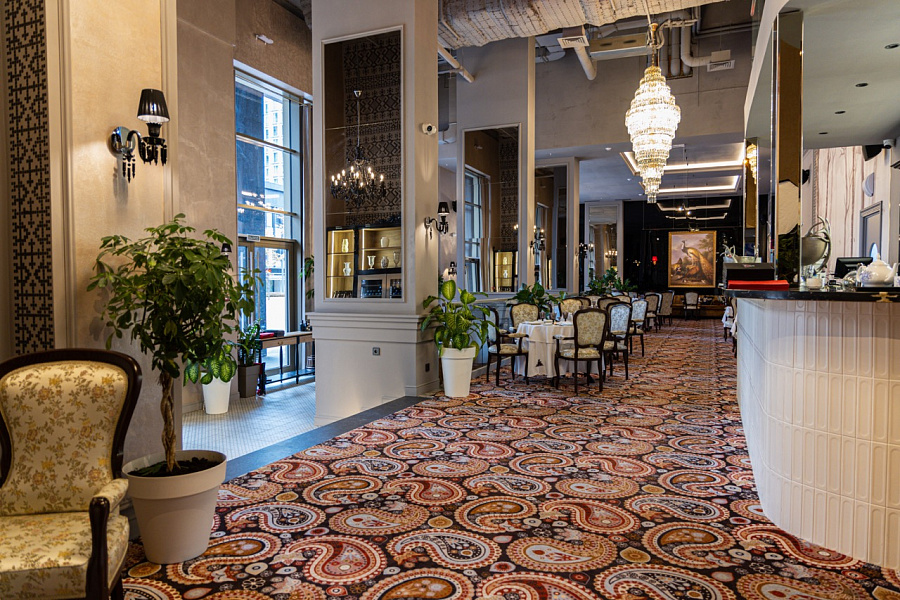 Основной зал